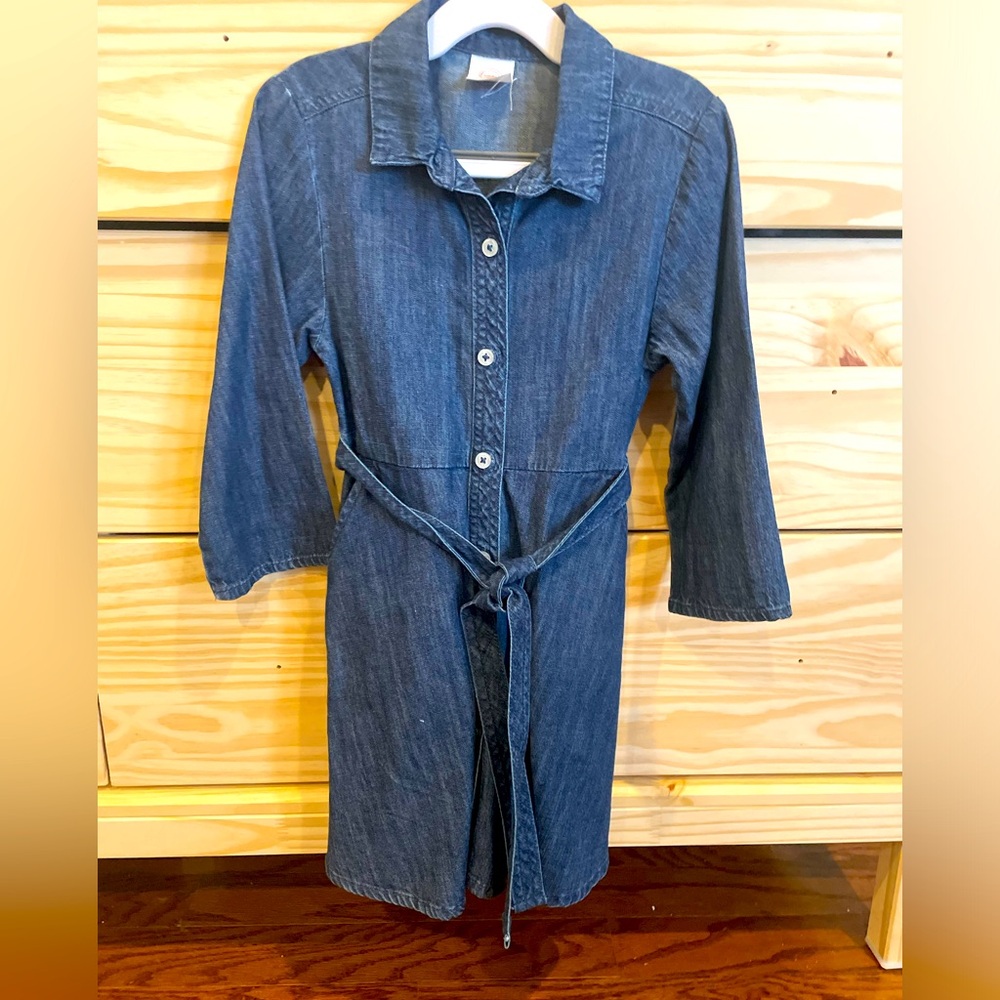 EUC girls Wonder Nation denim dress. Size XS (4-5)